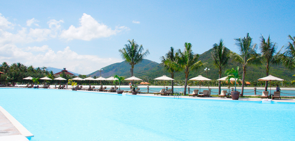 DIAMOND BAY RESORT & GOLF 